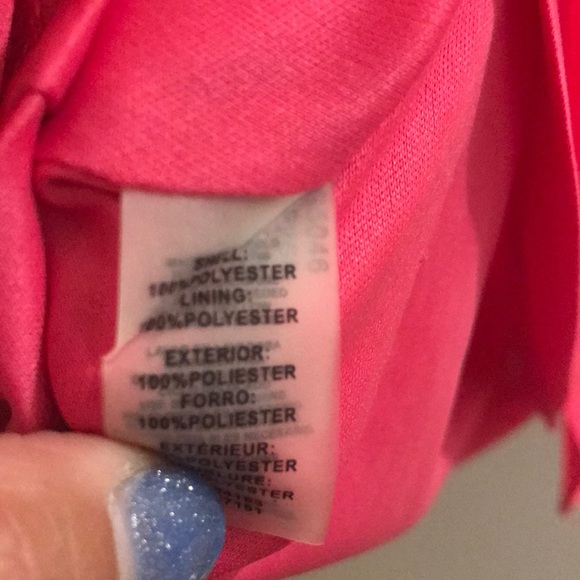 Pink dress with fun neck line! - Picture 4 of 5